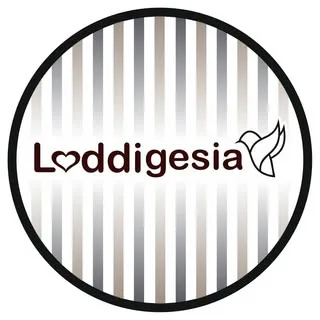 کافه بستنی و فست فود لادیگیزیا