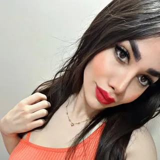 لـيـلا |خدمات ناخن منیریه