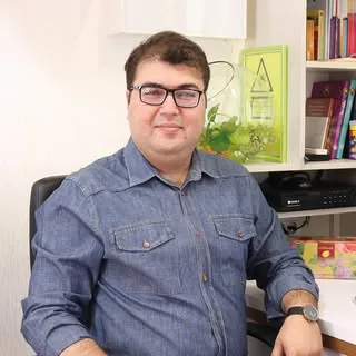 فیزیوتراپی دنیز|سید محمد حسین قمی