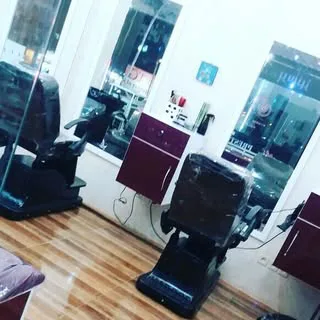 سالن پیرایش مردانه در اهواز