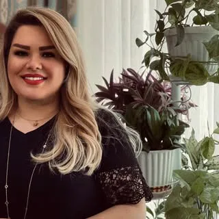 افسانه پناهی_خدمات ناخن