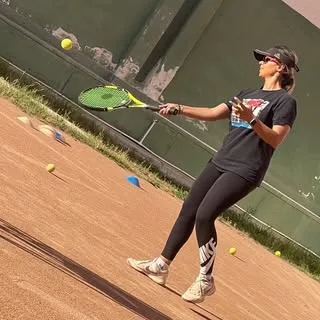 Parna Tennis Center