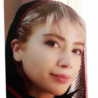 مریم حسینی خدمات وآموزش تخصصی ناخن پونک