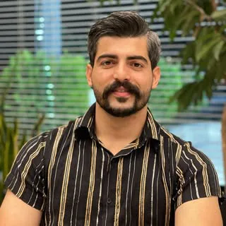 كامياب محمودنژاد| ارايشگر