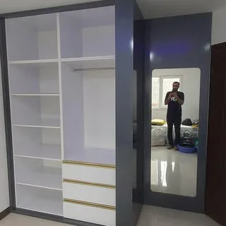 حسینعلی نادری