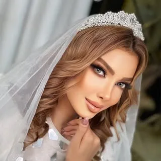 〚  _  ༆]