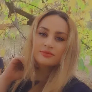 کاشت ناخن وردآورد|ترمیم ناخن| پودرو ژل
