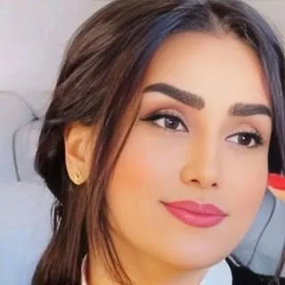 نیلوفر غفاری_پاکسازی پوست