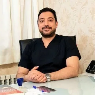 دکتر محمود اکبری ، فیزیوتراپیست
