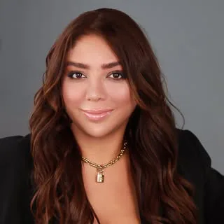 زهرا اکرمی/zahra Akrami