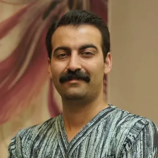 کاردرمانگر هومن ثاقبی- مشاوره‌ توانبخشی-بازی‌درمانی