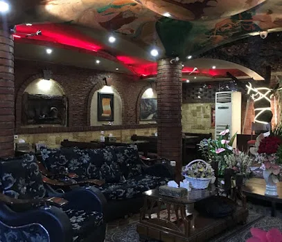 سفره خانه سنتی دامون