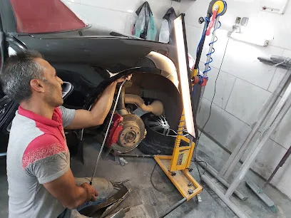 کلینیک تخصصی خودرو پرسپولیس