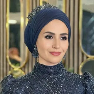 سالن زیبایی و عروس نسیم میکاپ رنگ مواصفهان سپاهانشهر
