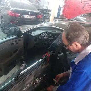 کلیه خدمات اتومبیل مهدی