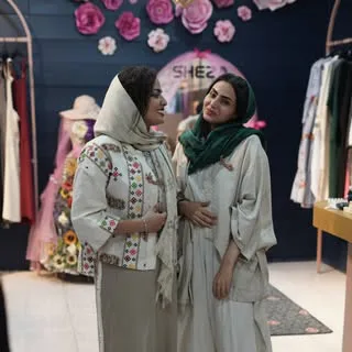 لباس وارداتی /مانتو /شومیز /شلوار/شورتک /شکت/دامن/جین/بافت/اورال