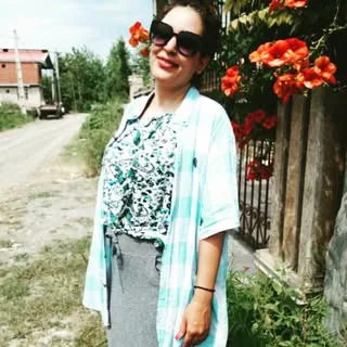 آموزش نقاشی با مرجان ۱۹۹۰