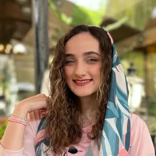 ملیکا قاضی حصاری | رژیم درمانی | چاقی | لاغری | ورزشی