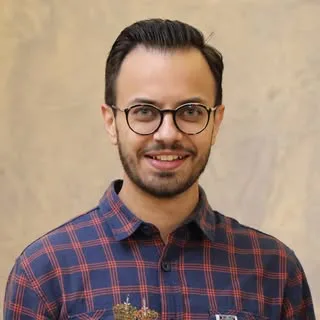 دکتر پرهام نجاتی‌فر