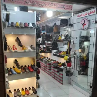 کفش طبی چرم طبیعی لاریکه
