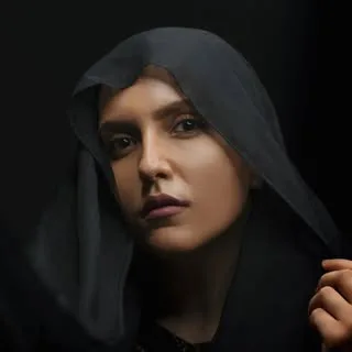 فرزانه زمانی | تولید کننده محتوا و موبایلگرافر