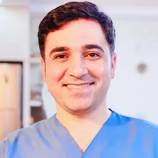 دکتر وحید بیگی | جراح و متخصص چشم