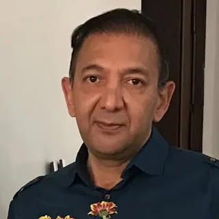 دكتر مجيد باغى
