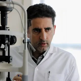 دکتر بهنام غفارزاده اقدم | چشم پزشک