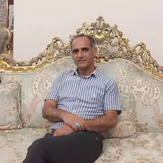 سازه فلزی نصف جهان .داوری