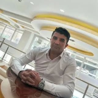 شغل مهندس عمران.       پیمانکار و سازنده مشاور املاک