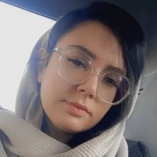 پریسا میراب/پدیکور و اموزش