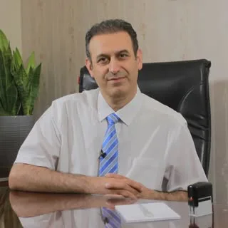 دکتر محسن رحمتی کامل جراح و فوق تخصص قرنیه چشم