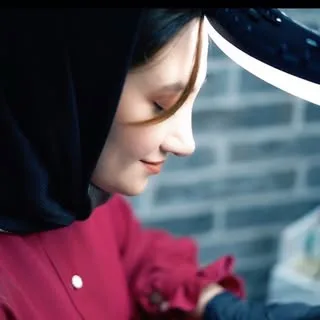فاطمه سادات قرشی/رفع تیرگی لب /میکروبلیدینگ