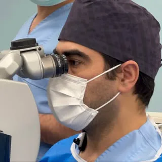 دکتر مجتبی ولی زاده / چشمپزشک