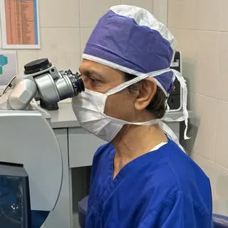 دکتر حمیدرضا سعدآبادی/چشم پزشک/لازک،لیزیک