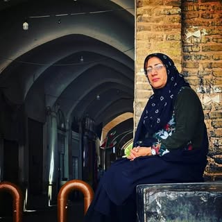 صدیقه کاظمی/میگرو فایبر/بالشت طبی/تشک طبی/مجافظ تشک