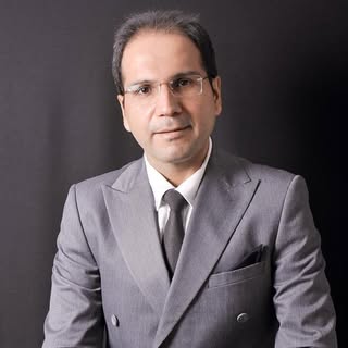 دکتر مدیا اسلامی/جراح پلاستیک