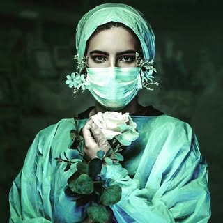 کلینیک زیـبـایـے پـایـیـزان