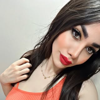 ?لیلا?|خدمات ناخن منیریه