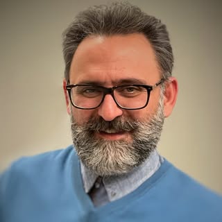 جراحی بینی دکتراسداله مهدوی