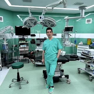 دکتر مهدی بنائی | جراح بینی ارومیه | عمل بینی