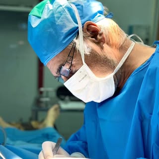 دکتر سعداله صمدی - جراح پلاستیک | کرمان?dr samadi
