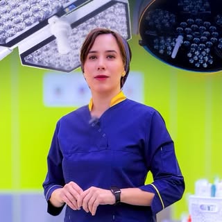 دکتر ستاره ثاقب جراح زیبایی چشم بوتاکس بلفاروپلاستی لیزیک اسمایل