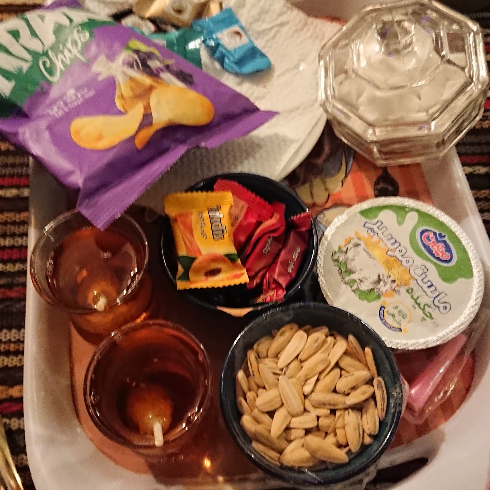 باغ رستوران نار و نی