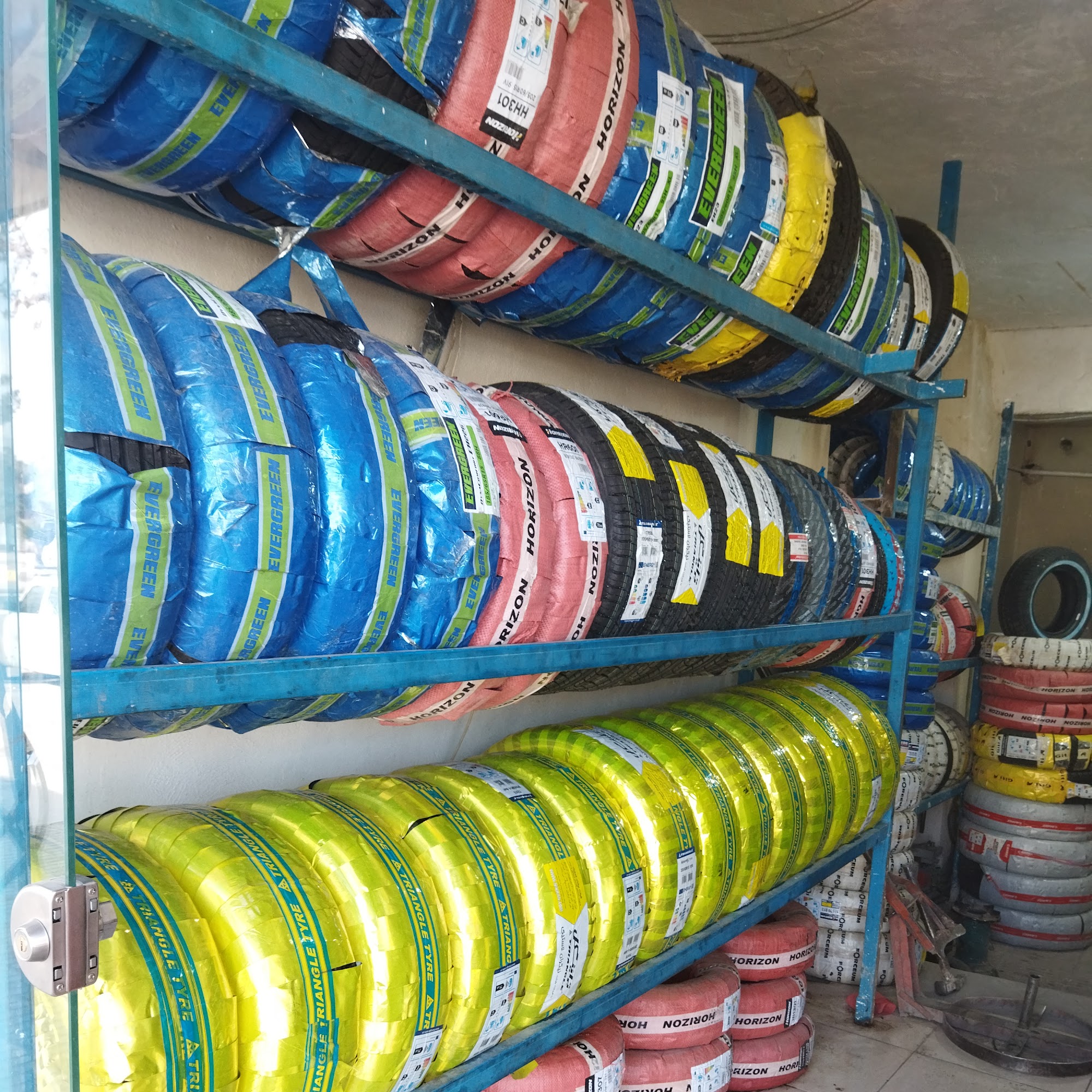 فروشگاه لاستیک عسکرزاده