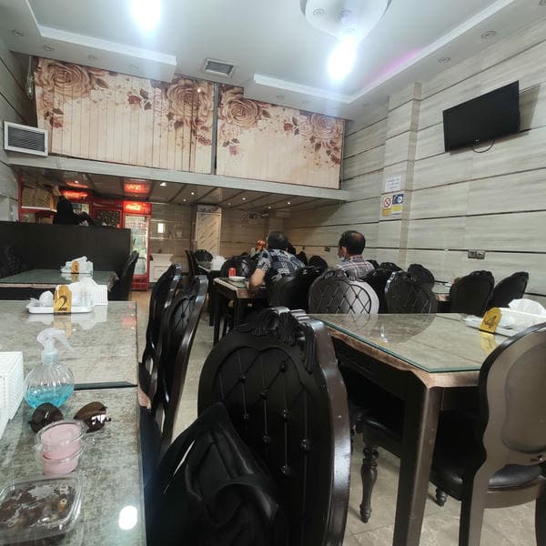 کترینگ برنا