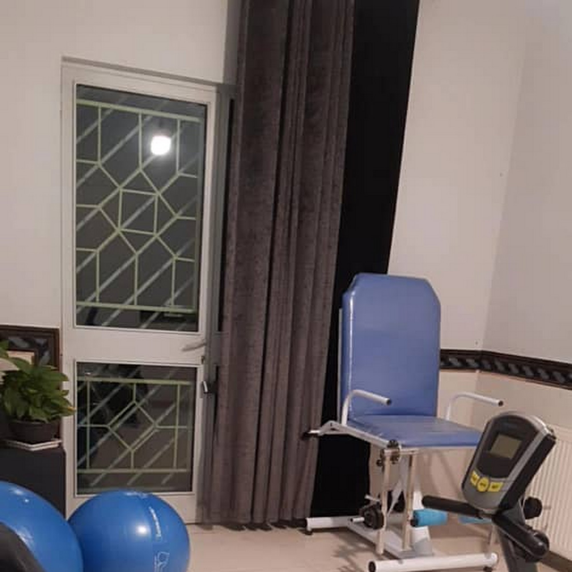 کلینیک فیزیوتراپی ایرانا