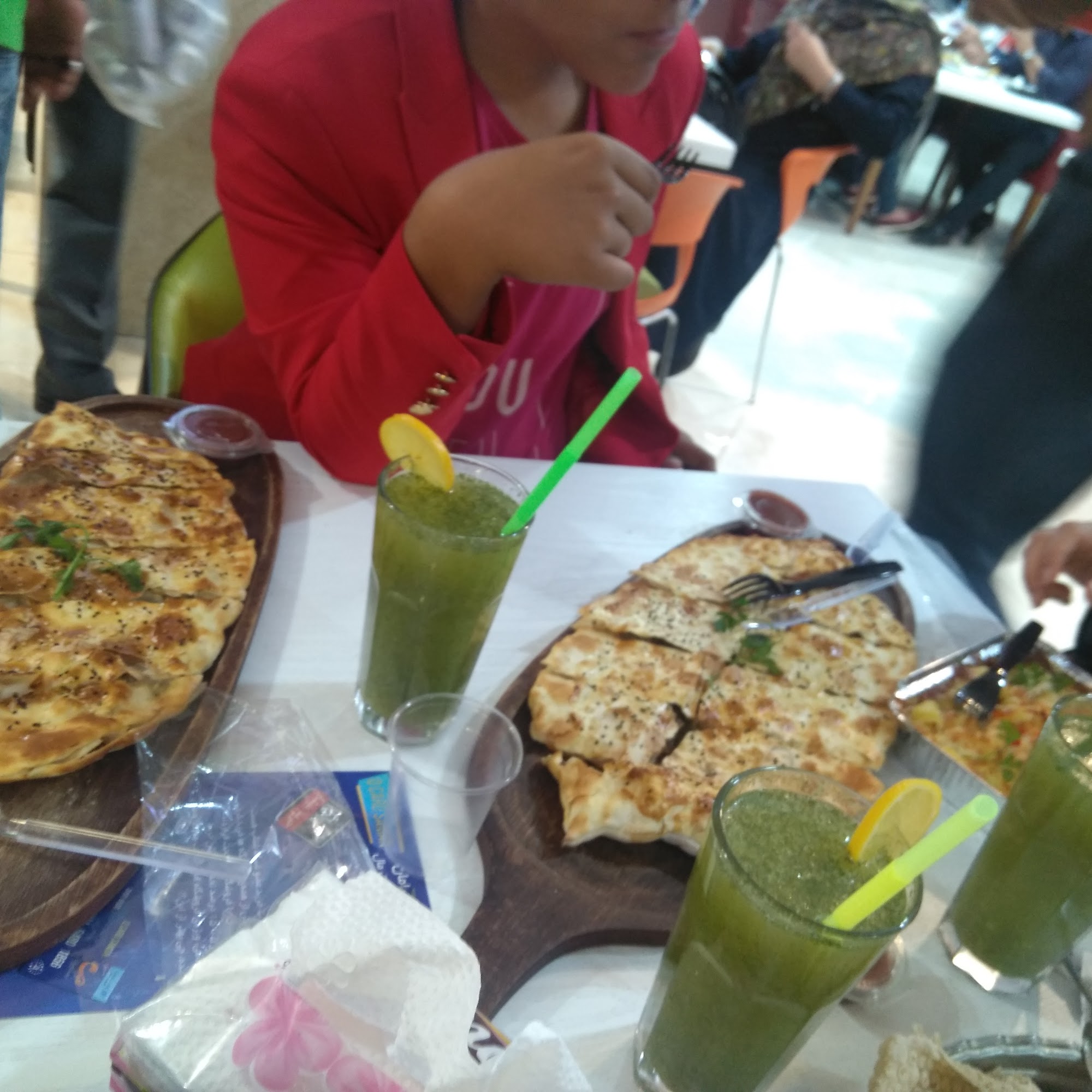 فودكورت بعثت مال| Besatmall Foodcourt