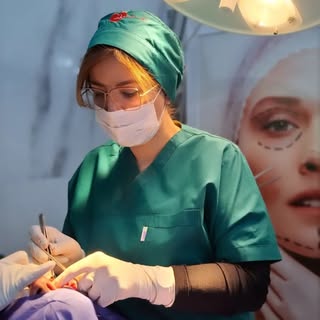 درماتولوژیست دکتر فرزانه ملائی