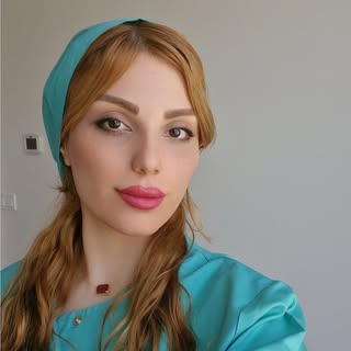 دكتر گلبرگ پيريايي فوق تخصص پلاستیک( زیبایی) و ترمیمی چشم